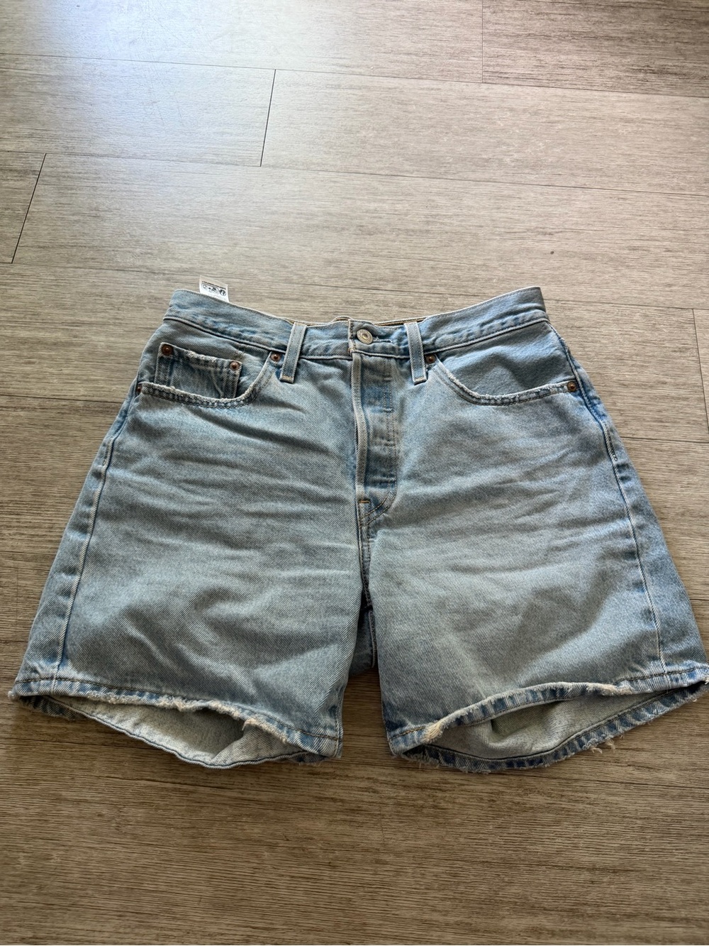 Levi's Light Blue Denim Jean Shorts - Picture 3 of 4